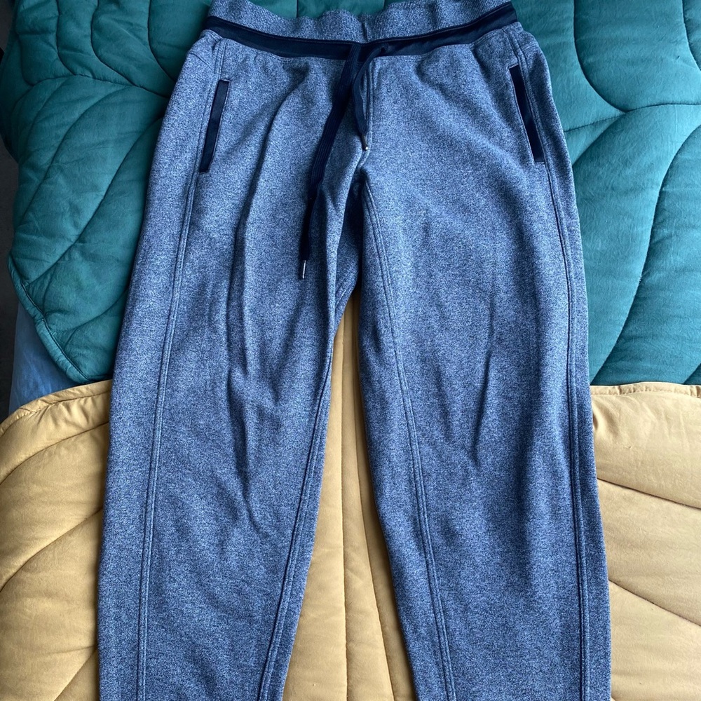 Lululemon Dark Gray Joggers/Sweatpants Size 10